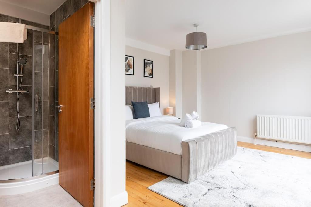 Modern Penthouse Apartment 2 Bed, 2 Bath Sleeps 6 City Centre Belfast Ngoại thất bức ảnh