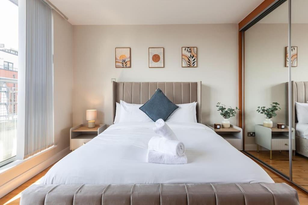 Modern Penthouse Apartment 2 Bed, 2 Bath Sleeps 6 City Centre Belfast Ngoại thất bức ảnh
