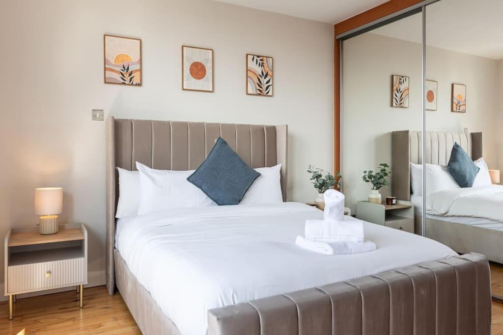 Modern Penthouse Apartment 2 Bed, 2 Bath Sleeps 6 City Centre Belfast Ngoại thất bức ảnh