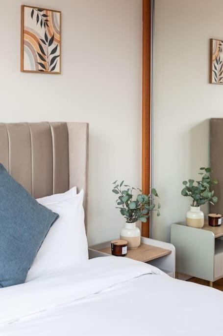 Modern Penthouse Apartment 2 Bed, 2 Bath Sleeps 6 City Centre Belfast Ngoại thất bức ảnh