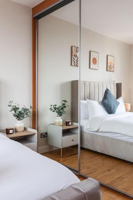 Modern Penthouse Apartment 2 Bed, 2 Bath Sleeps 6 City Centre Belfast Ngoại thất bức ảnh