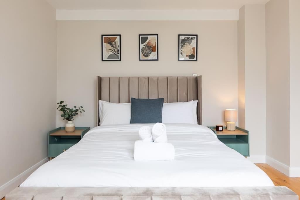 Modern Penthouse Apartment 2 Bed, 2 Bath Sleeps 6 City Centre Belfast Ngoại thất bức ảnh