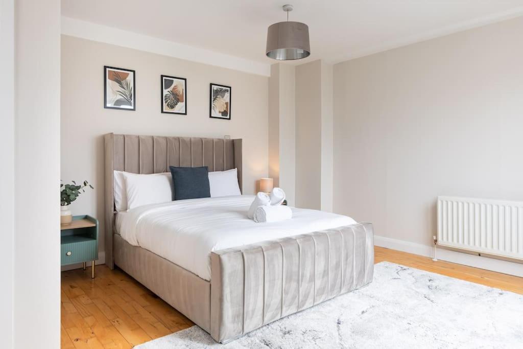 Modern Penthouse Apartment 2 Bed, 2 Bath Sleeps 6 City Centre Belfast Ngoại thất bức ảnh