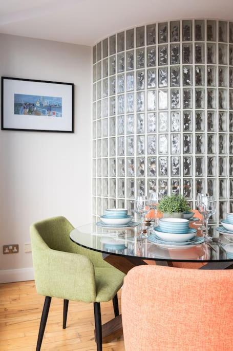 Modern Penthouse Apartment 2 Bed, 2 Bath Sleeps 6 City Centre Belfast Ngoại thất bức ảnh